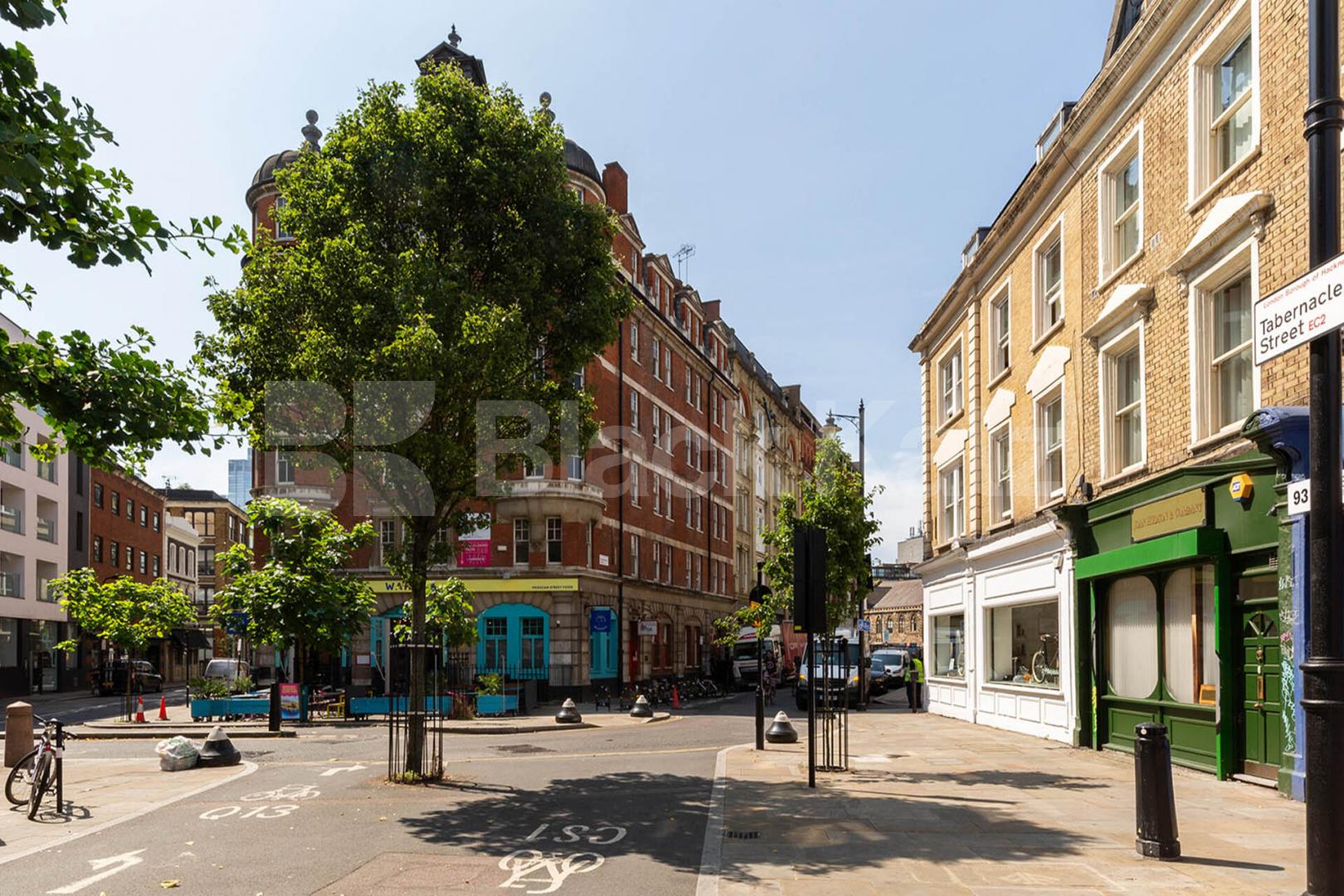  Luxurious apartment within an impressive converted warehouse Tabernacle Street, Old Street